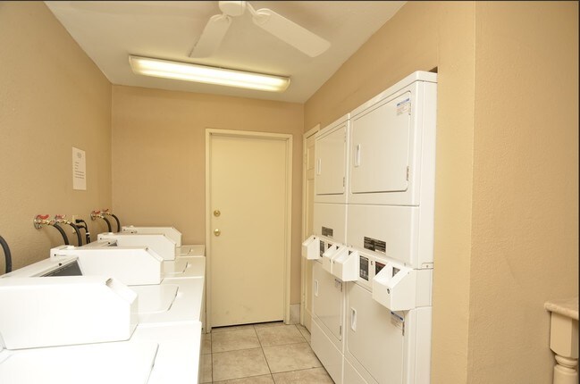 4 Rent Weekly Phoenix Northwest Apartments For In Az Photo 4 Rent Weekly Phoenix Northwest Apartments