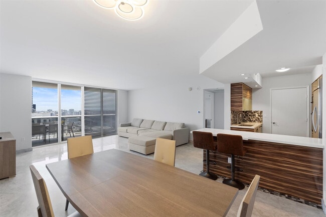 Photo - 18911 Collins Ave Unit 3003