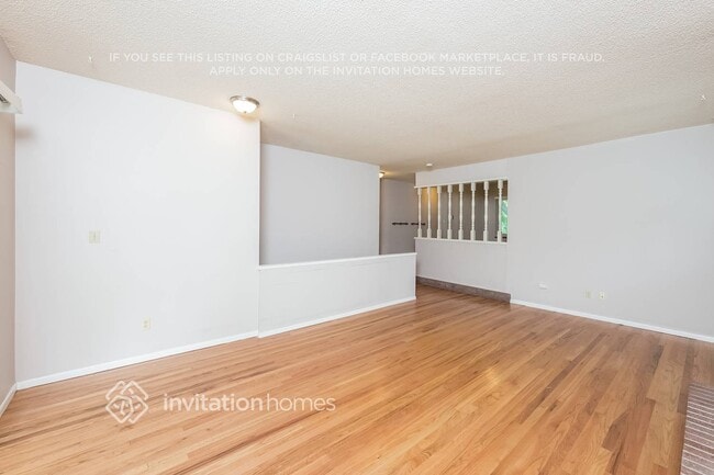 Photo - 13482 E Dakota Ave