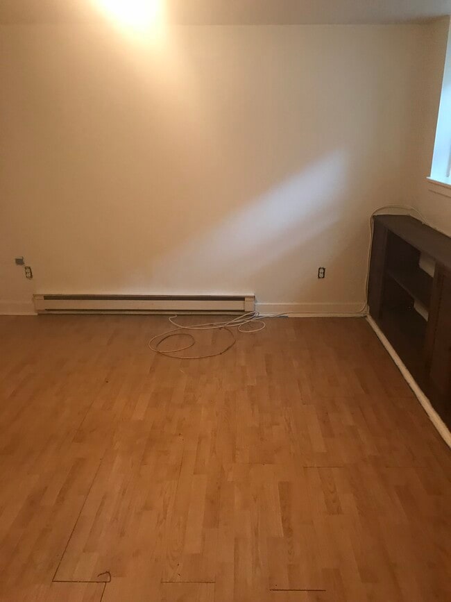 Photo - 43 Elm St Unit 3