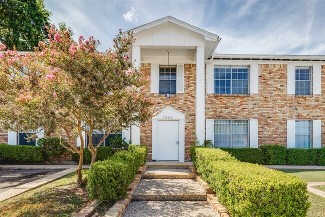 Photo - 7225 Beechnut St Unit D
