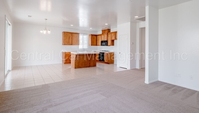 Photo - 3 Bedroom/2 Bath home located in the Desired Northwest - $2395 per Month!