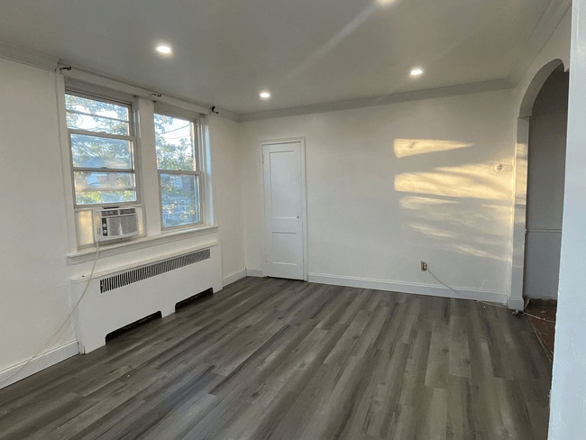 Building Photo - 6801 Kindred St Unit A