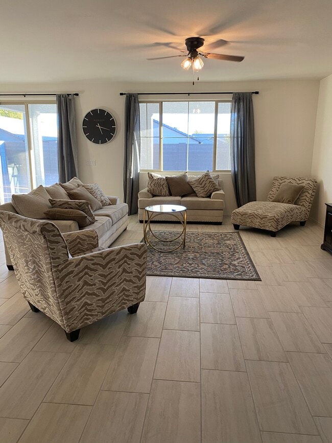 Photo - 11445 W Edgemont Ave