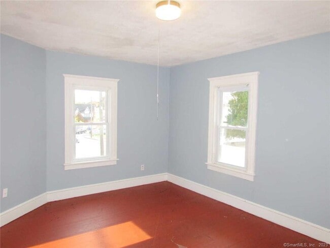 Photo - 93 E Elm St Unit U2