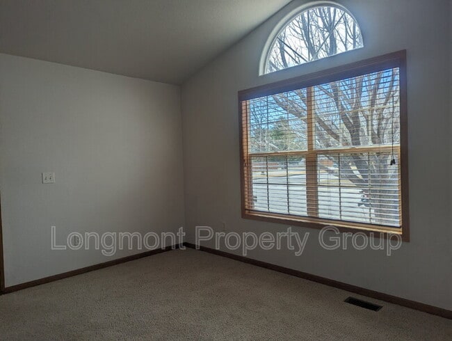 Photo - 388 Cardinal Ave