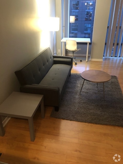 Building Photo - 230 E Ontario St Unit 1704 Rental