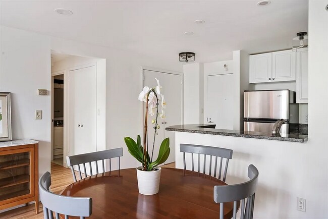 Photo - 42 8th St Unit 4210