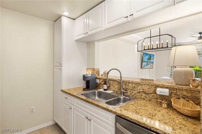 Photo - 8560 Violeta St