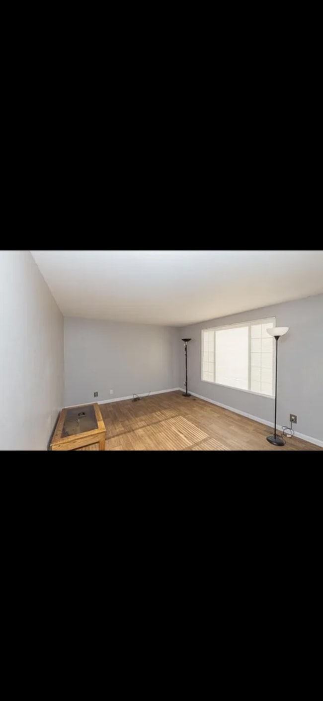 Photo - 500 Monroe Ave