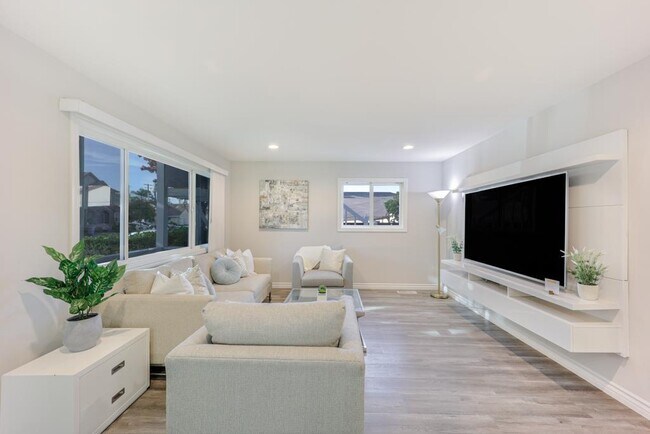 Photo - 4719 Snead Dr