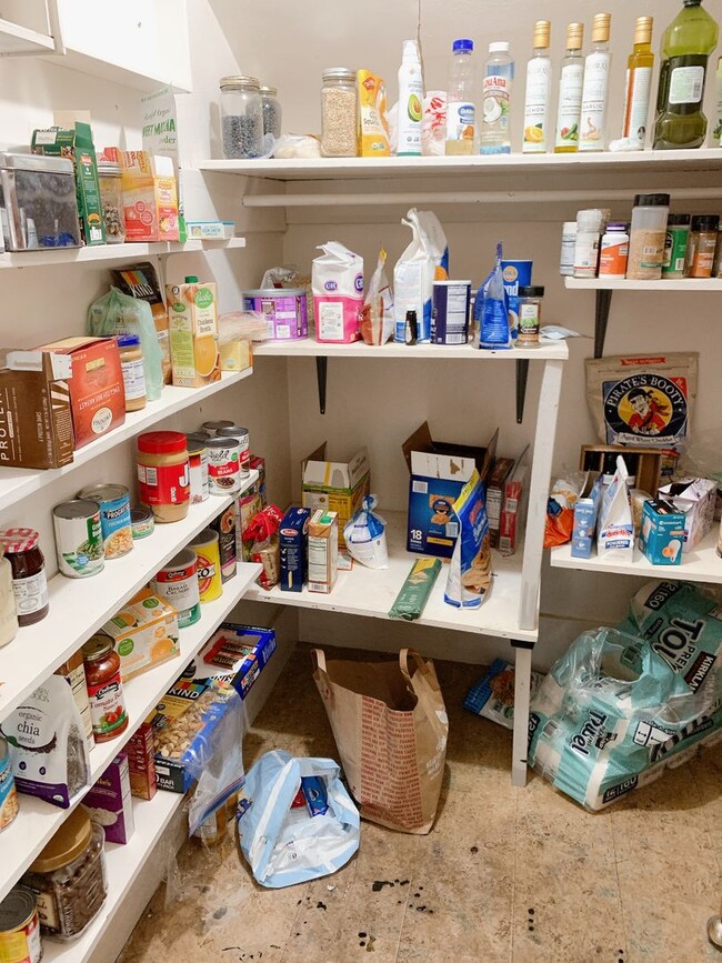 Photo - 1030 N Garden St Unidad #3