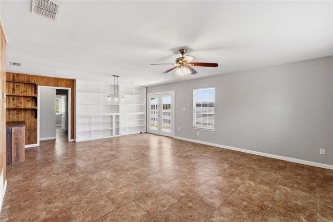 Photo - 7000 Shannon Dr