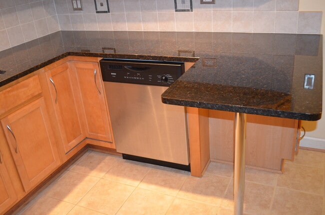 Photo - 1115 Holiday Ln Unit 15