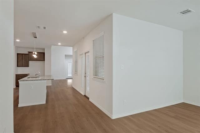 Photo - 1517 Bennington Ln