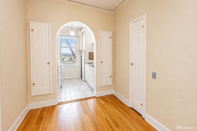 Photo - 2701 Van Ness Ave