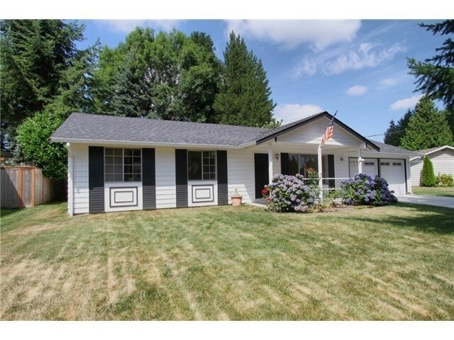 Beautiful 3 Bedroom 2 Bath Rambler - Beautiful 3 Bedroom 2 Bath Rambler House