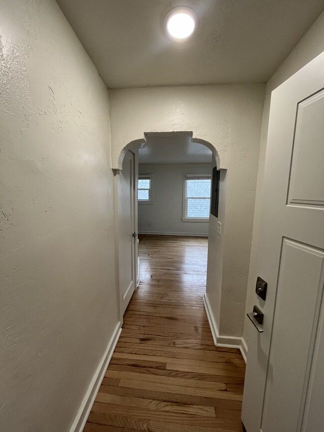 Unit 6: Hallway - The Fremont