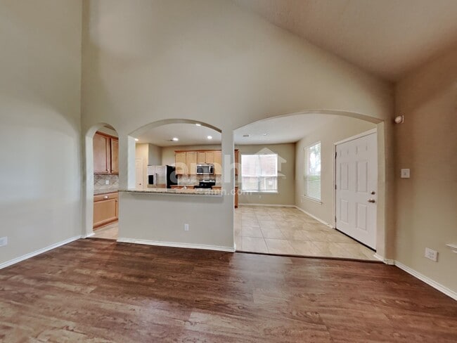 Photo - 21349 Thurston Crossing Dr