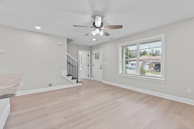 Photo - 36 Alden Ln