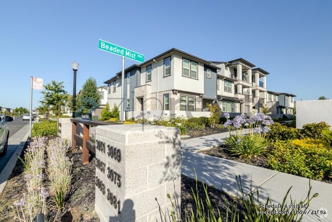 Building Photo - 3063 Beaded Mist Walk Rental
