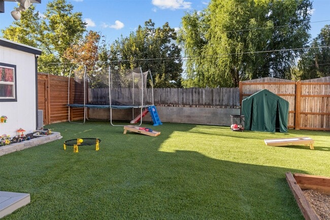 Photo - 12738 S 300 E