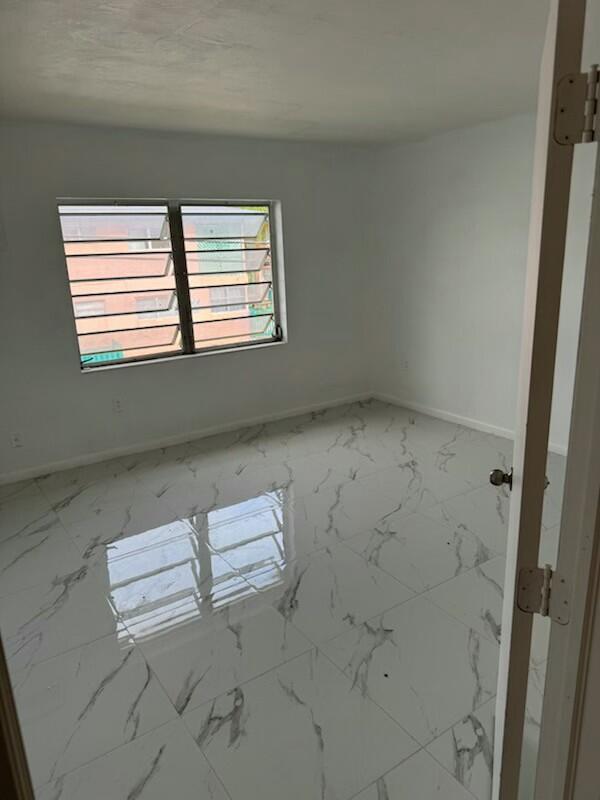 Photo - 2285 NE 172nd St Unit 4