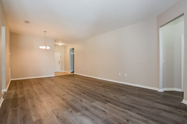 Photo - 5471 Silver Thistle Ln