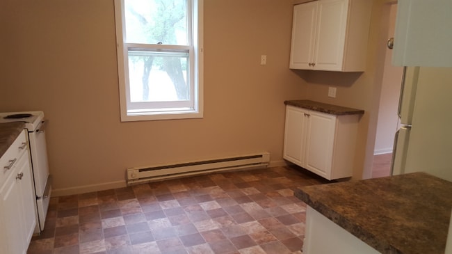 Photo - 421 Red Lake Blvd