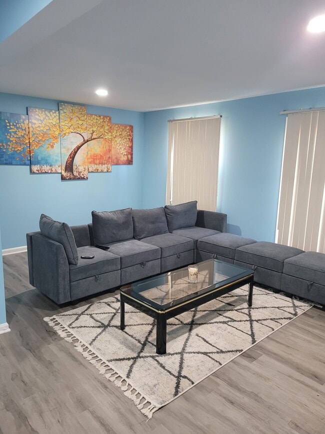 Building Photo - 14818 Belle Ami Dr