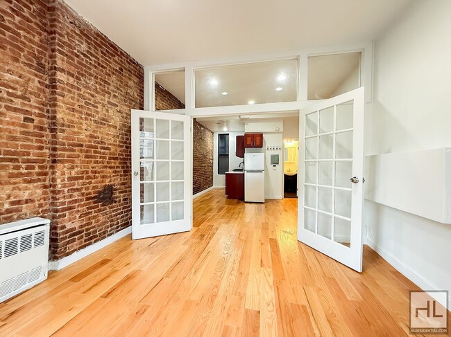Photo - BEDFORD AVENUE / No fee 1-Bed 1-Bath in Prime Crown Heights / 1-Month Free Unit 1