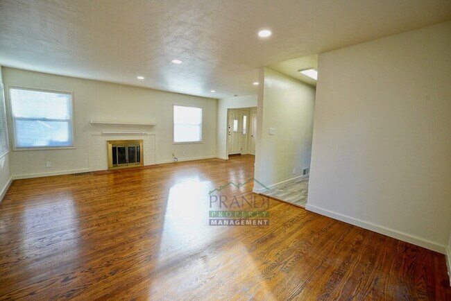 Photo - 101 Reed Blvd