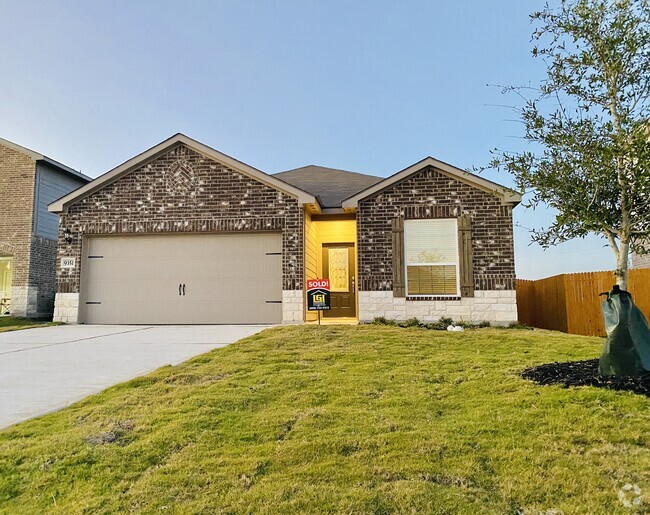 Building Photo - 9351 Aniston Blf Rental