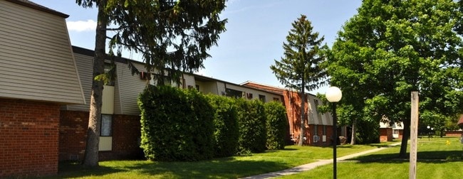 Woodstock Gardens