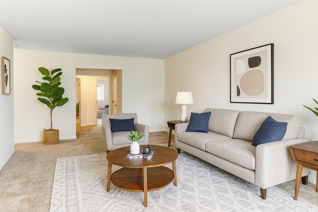 Photo - Wynbrook West