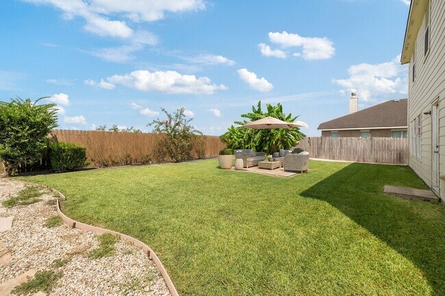 Photo - 6407 Hillock Ln