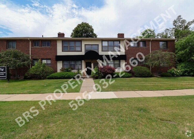 Building Photo - Move-In Ready 2BD Apt – Walk to Downtown R... Unit 202