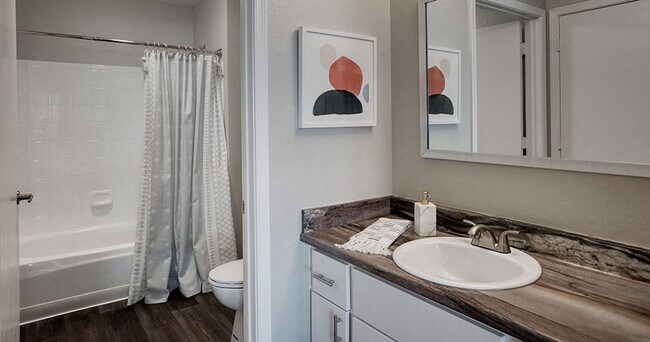 The Enclave Apartment Homes