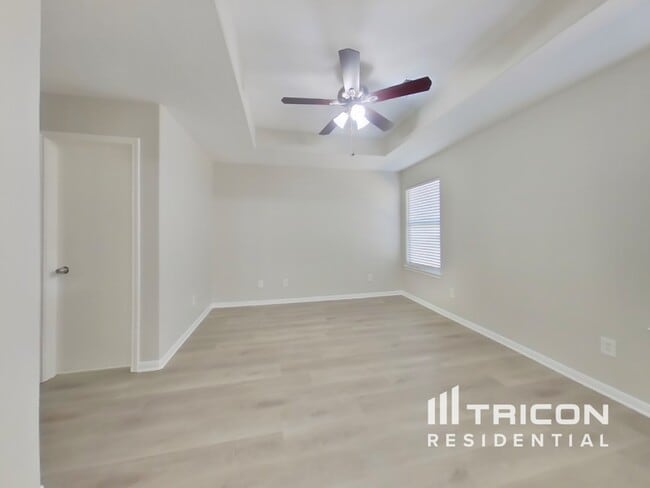 Photo - 16295 Hidden Deer Ln