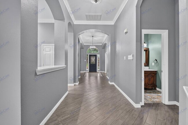 Photo - 608 Walnut Hollow Dr