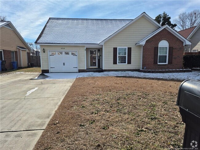 Building Photo - 6329 Fox Glen Dr Rental