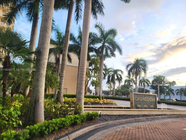 Building Photo - 350 N Federal Hwy Unit 1402