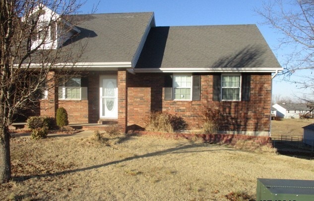 Photo - Spacious 4 Bedroom, 2.5 Bathroom Home Located in Northern Heights Estates