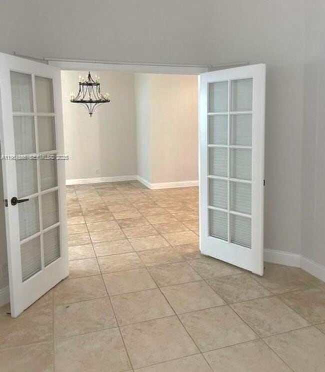 Photo - 1538 Winterberry Ln