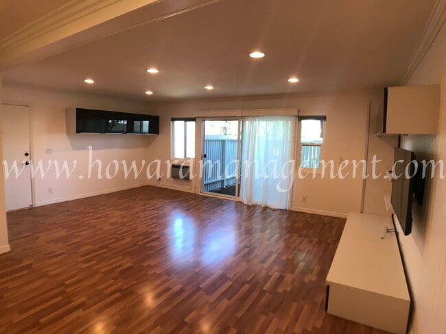 Photo - Beautiful lower condo with large patio in Tara Hills, a resort style living complex! Unidad 511