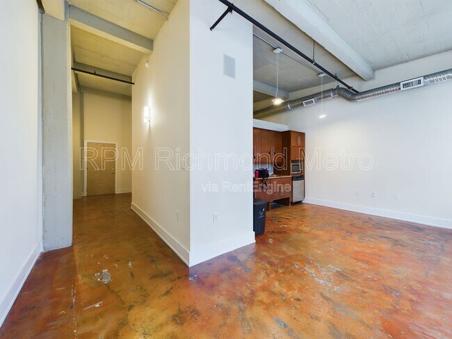 Building Photo - 815 Perry St Unit 305 Rental