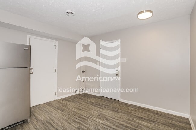 16 Sillman Ct
