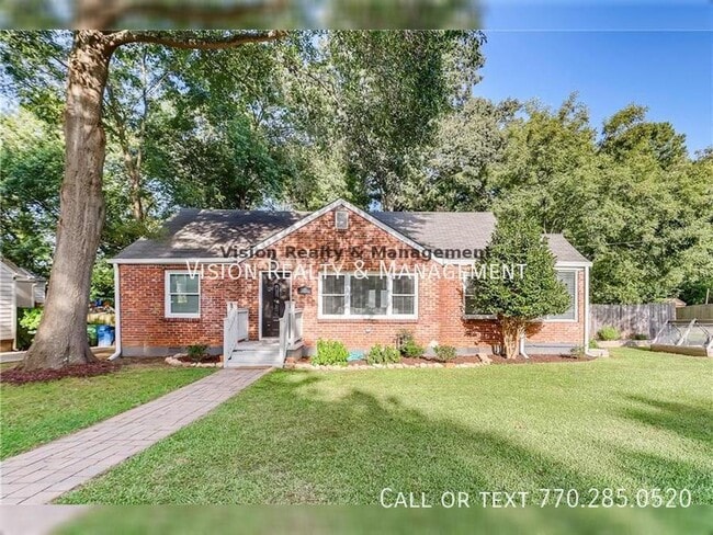 Building Photo - 726 Pasley Ave SE Rental