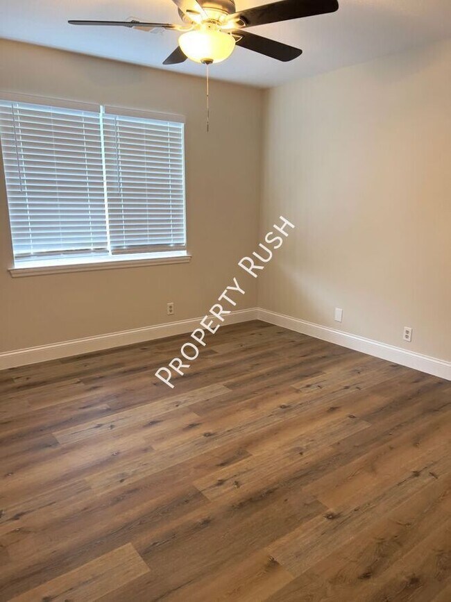 Photo - 56 Bell Rd Unidad C