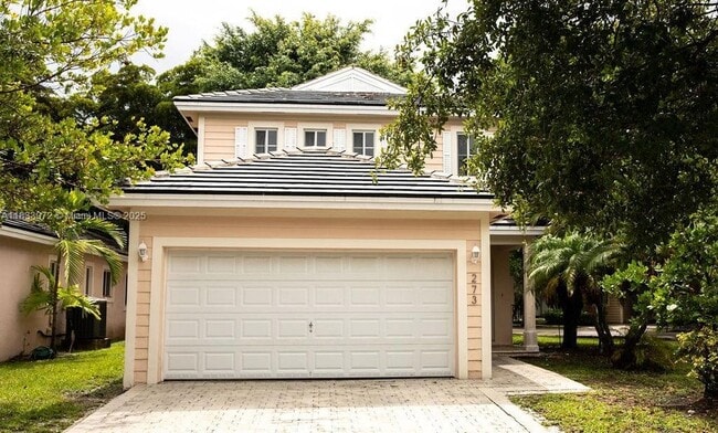 Photo - 273 SE 32nd Ave House